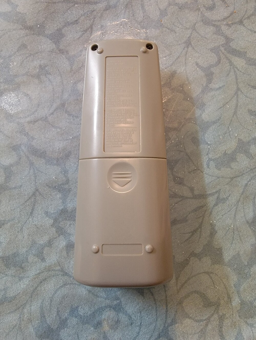 Sony RM-Y173 Television Remote Control - Picture 2 of 3